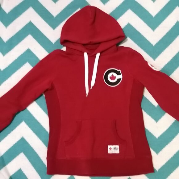 🇨🇦 HBC Team Canada Crested Hoodie, Red (Vancouver 2010) - Picture 2 of 9